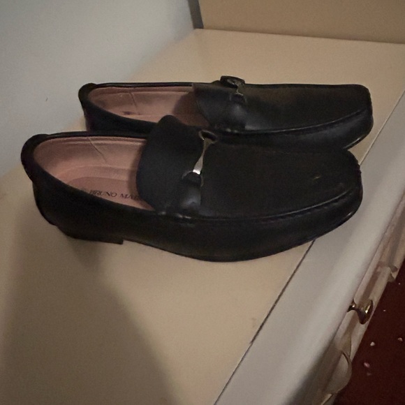 Black size 11 Bruno Marc shoes